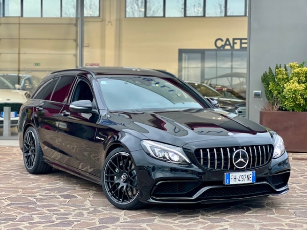 Mercedes C63 AMG Auto
