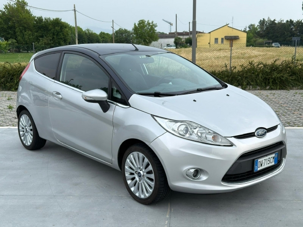 Ford Fiesta 1.2 82 cv Auto