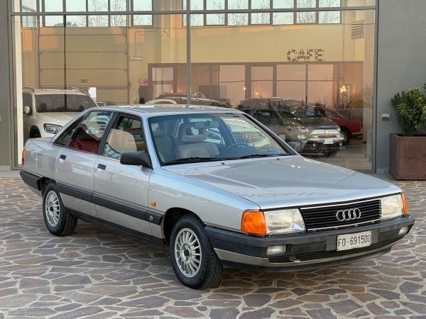 Audi 100 2.0 E Auto