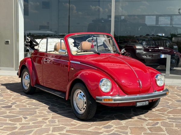 Volkswagen Maggiolone cabrio Auto