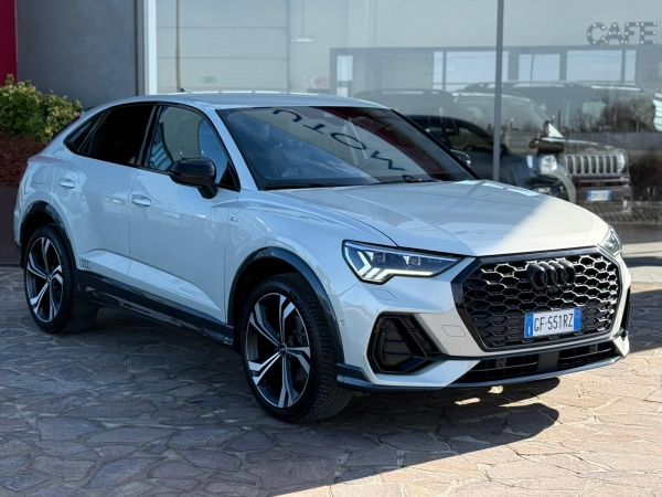 Audi Q3 SPB 35 TFSI MHEV S-Line edition Auto